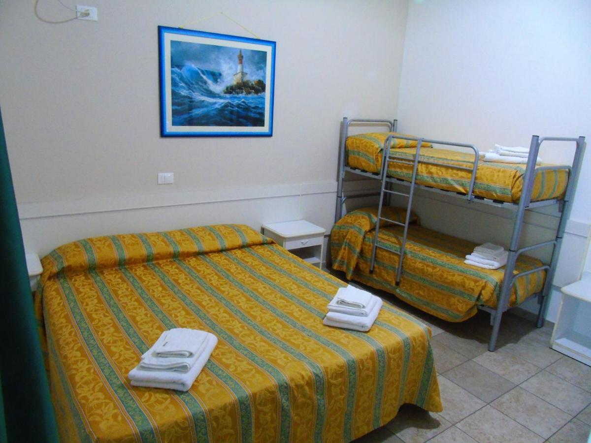 Hotel Zeus Lido Di Classe Room Only Екстериор снимка