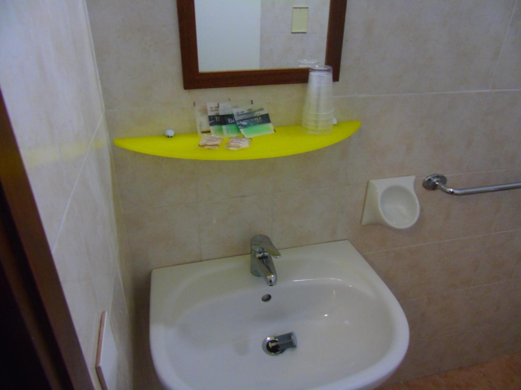 Hotel Zeus Lido Di Classe Room Only Екстериор снимка