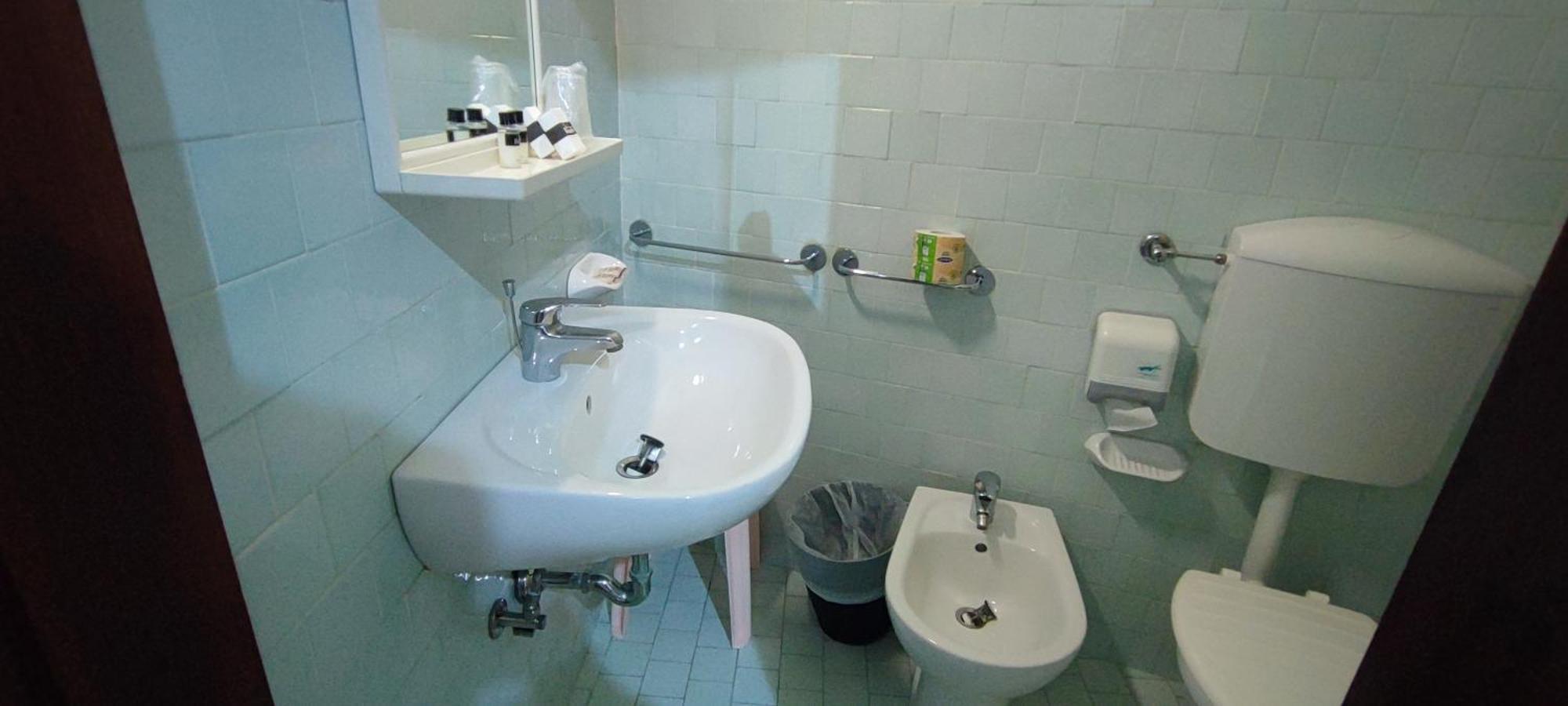 Hotel Zeus Lido Di Classe Room Only Екстериор снимка