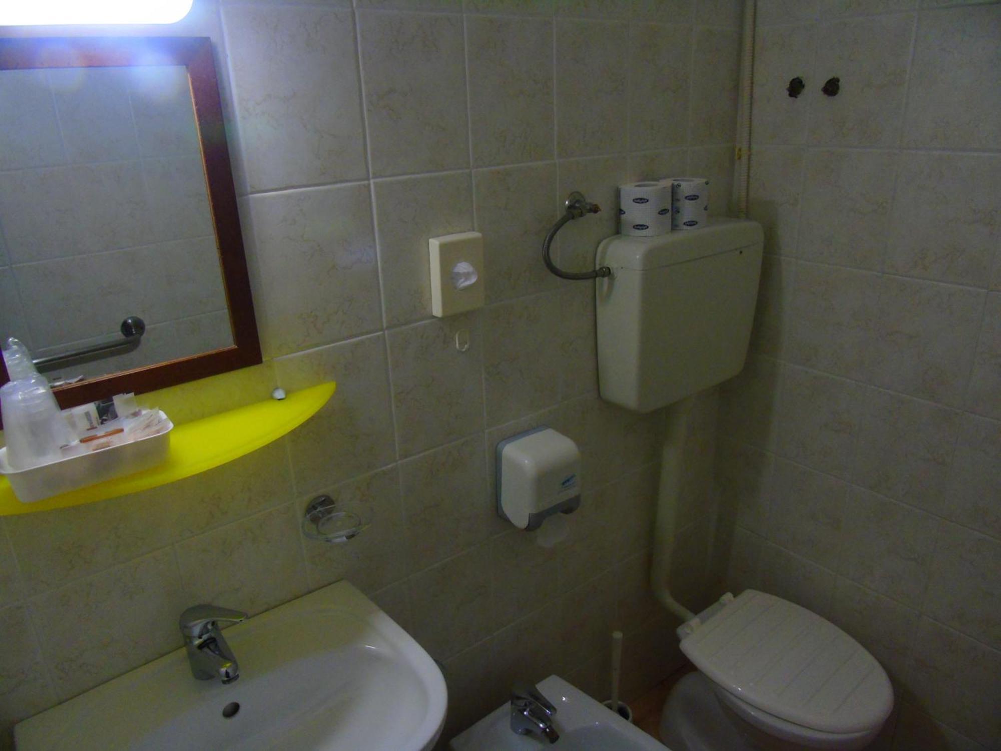 Hotel Zeus Lido Di Classe Room Only Екстериор снимка