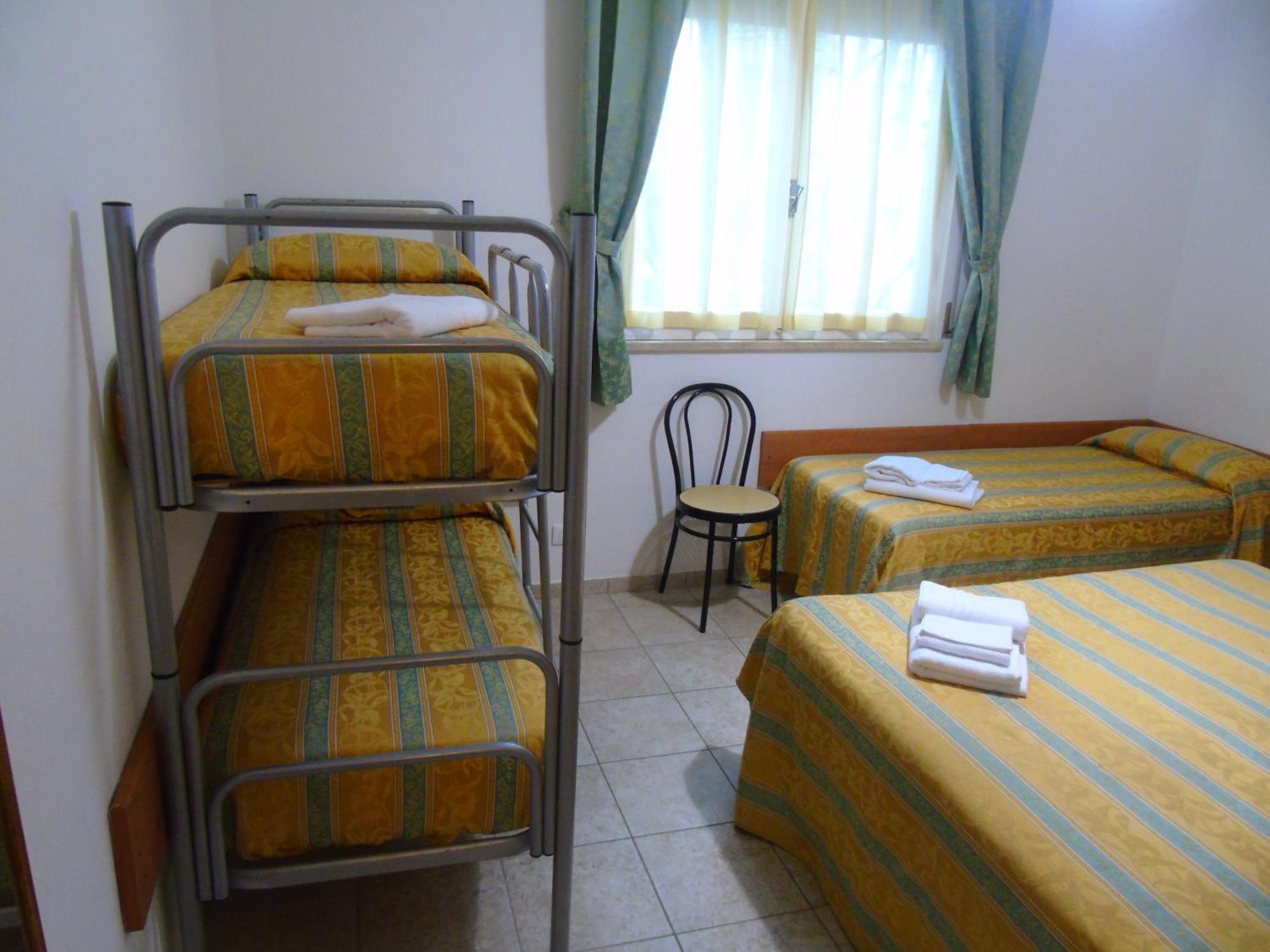 Hotel Zeus Lido Di Classe Room Only Екстериор снимка